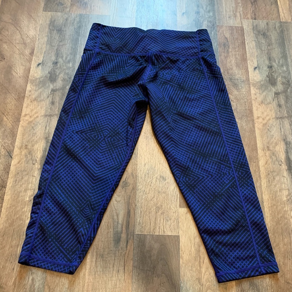 Adidas Patterned Climate Athletic Workout Capri P… - image 3